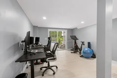 24 Thurston Drive Lee NH 03861