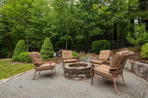 24 Thurston Drive Lee NH 03861