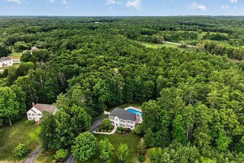 24 Thurston Drive Lee NH 03861