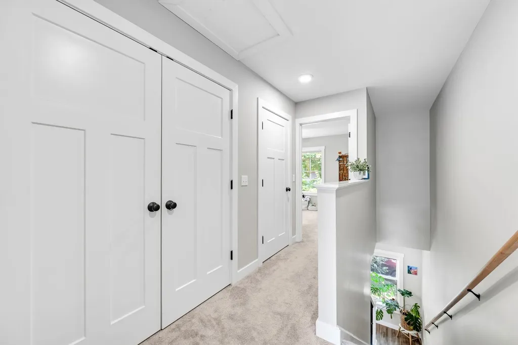 31 Gardner Lane Waterbury VT 05676