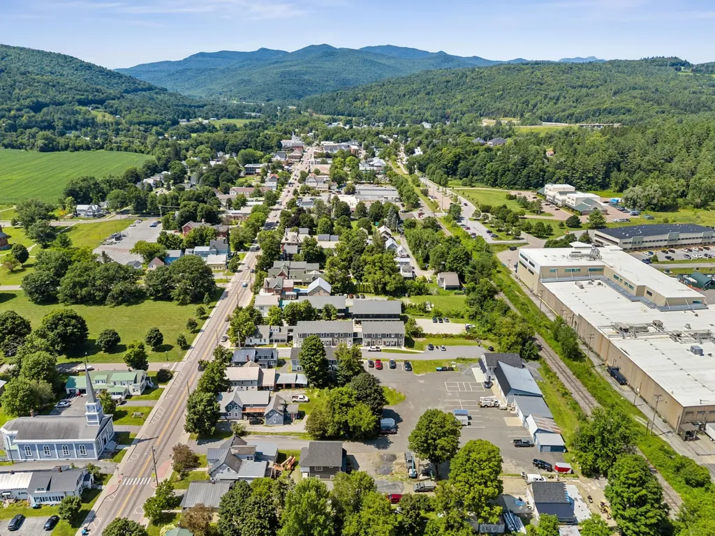 31 Gardner Lane Waterbury VT 05676