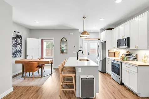 31 Gardner Lane Waterbury VT 05676