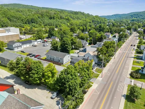 31 Gardner Lane Waterbury VT 05676