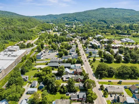 31 Gardner Lane Waterbury VT 05676