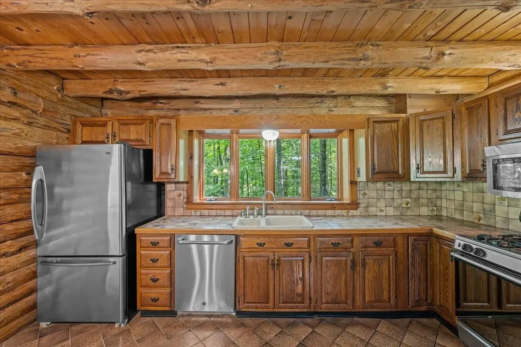 34 Edwards Mill Road Chester NH 03036