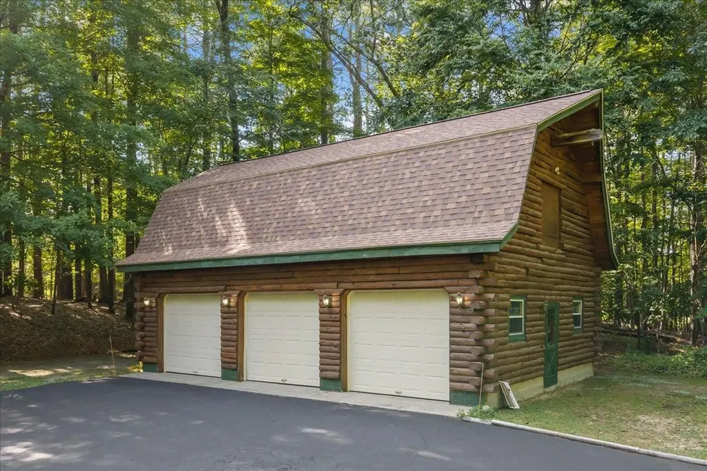 34 Edwards Mill Road Chester NH 03036
