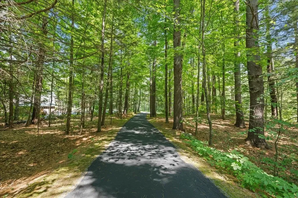 34 Edwards Mill Road Chester NH 03036