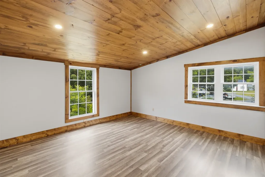 13 Old Mill Road Arlington VT 05250