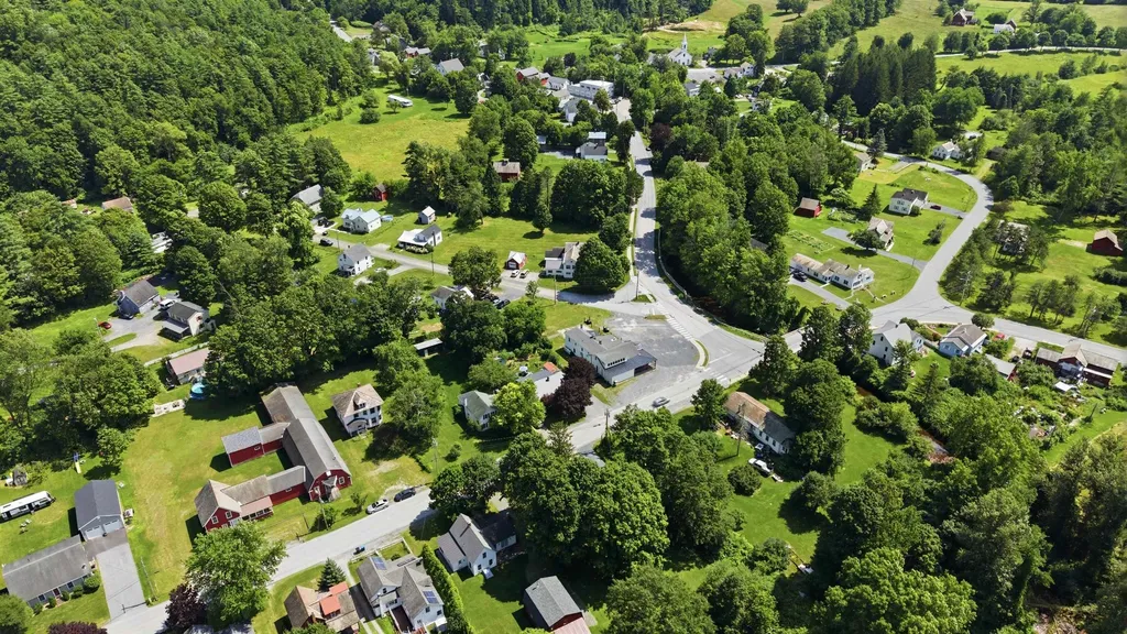 13 Old Mill Road Arlington VT 05250