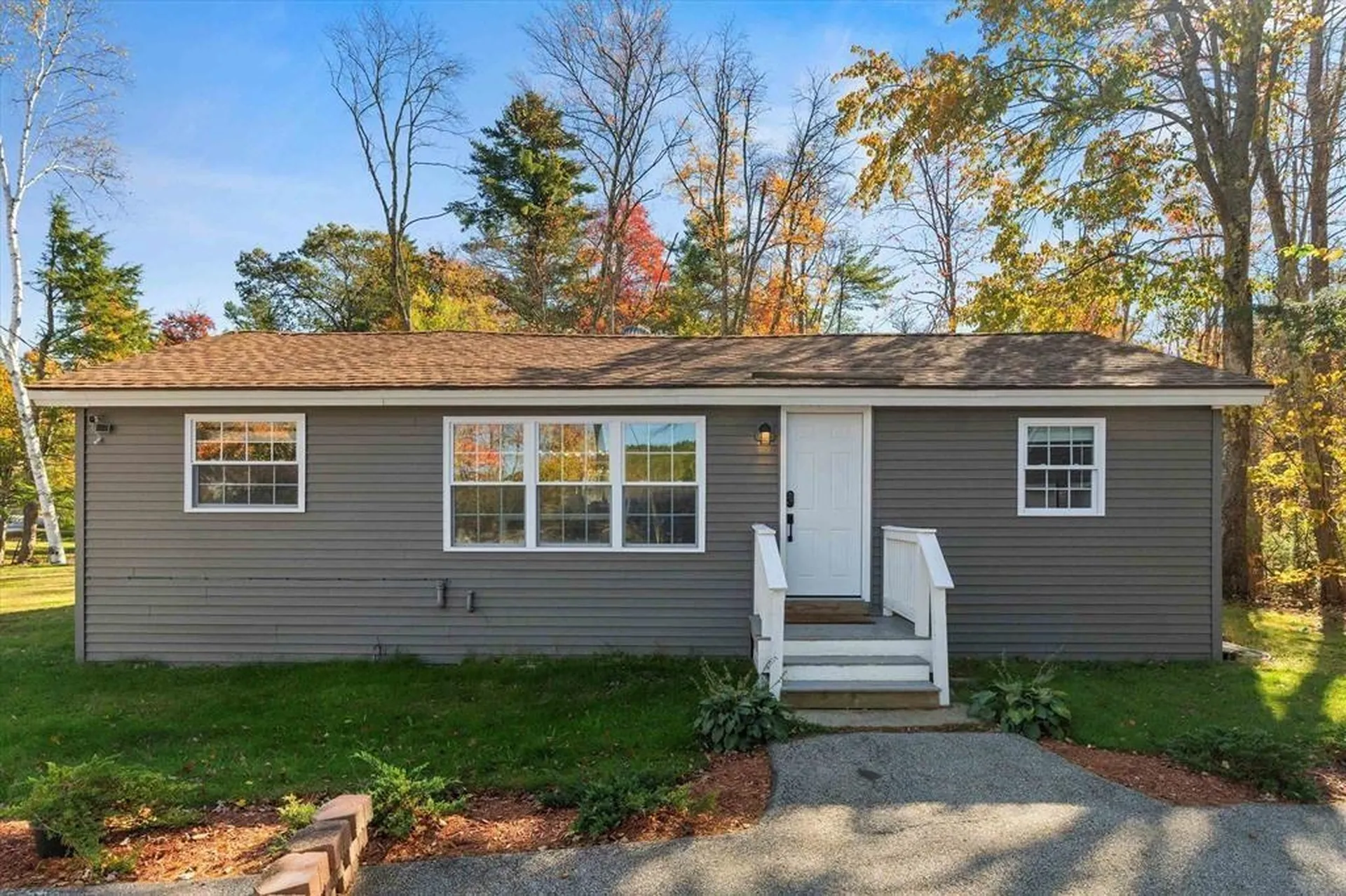 Dunbarton NH, 16 Gorham Drive