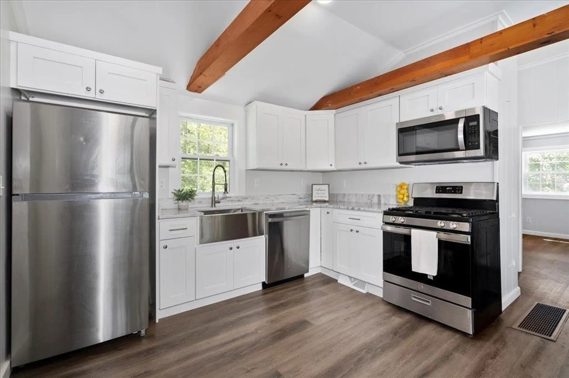16 Gorham Drive Dunbarton NH 03046