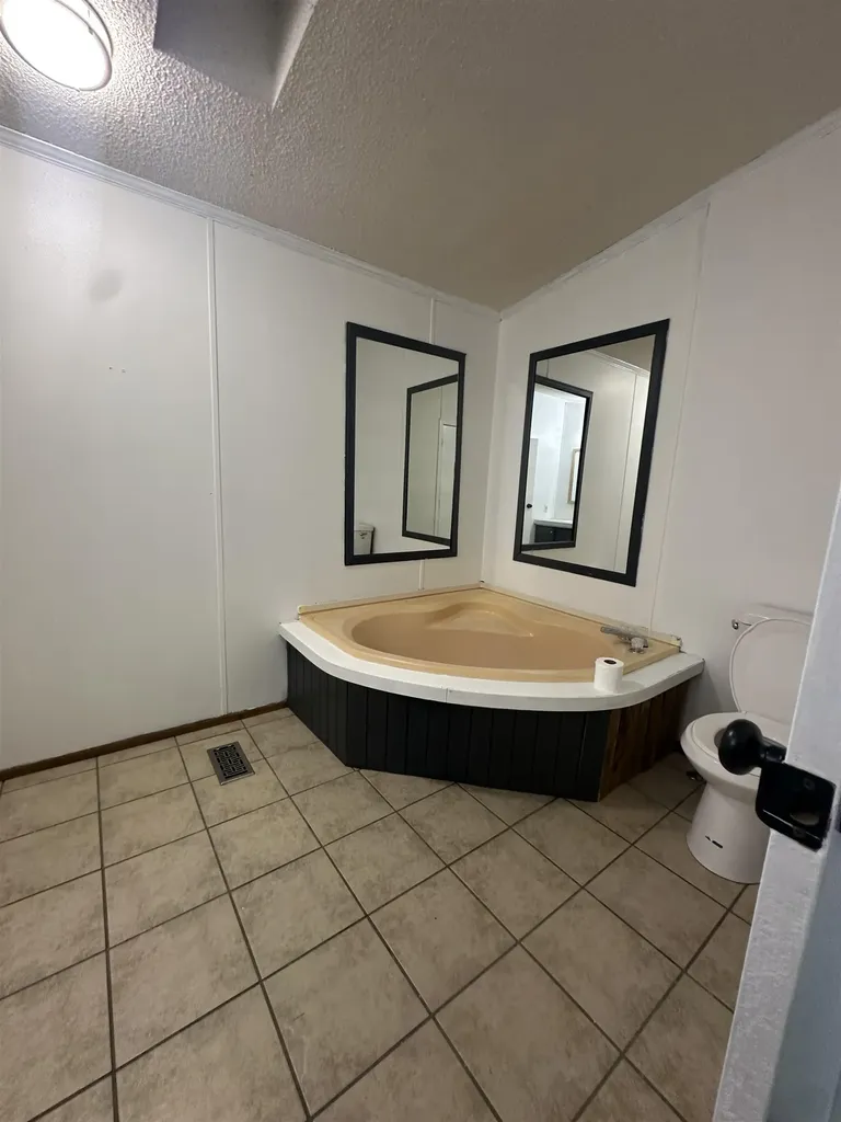 738 74e Route Shoreham VT 05770