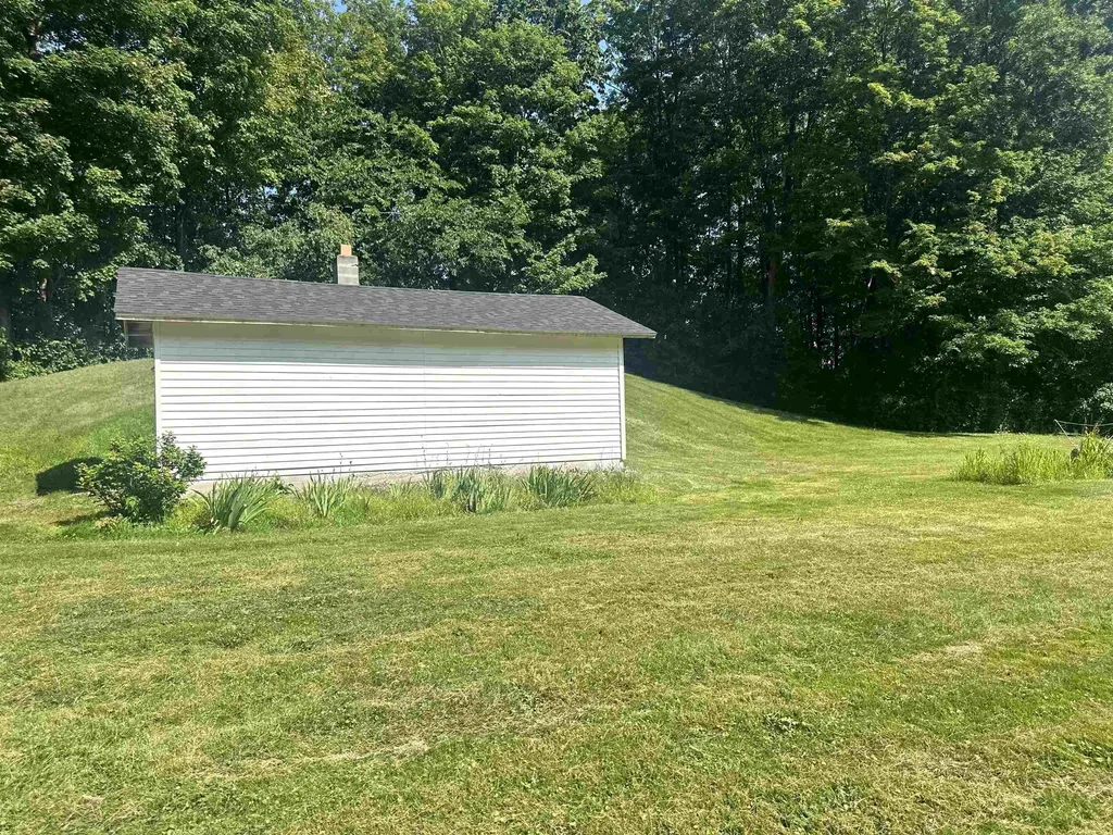 738 74e Route Shoreham VT 05770