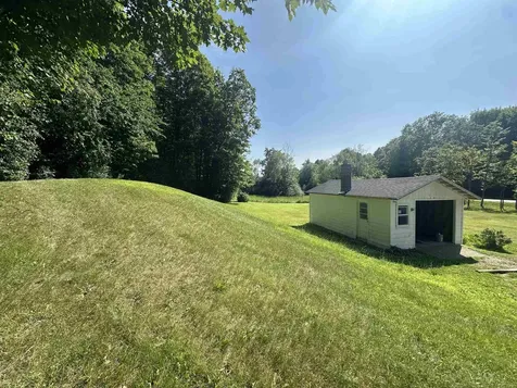 738 74e Route Shoreham VT 05770