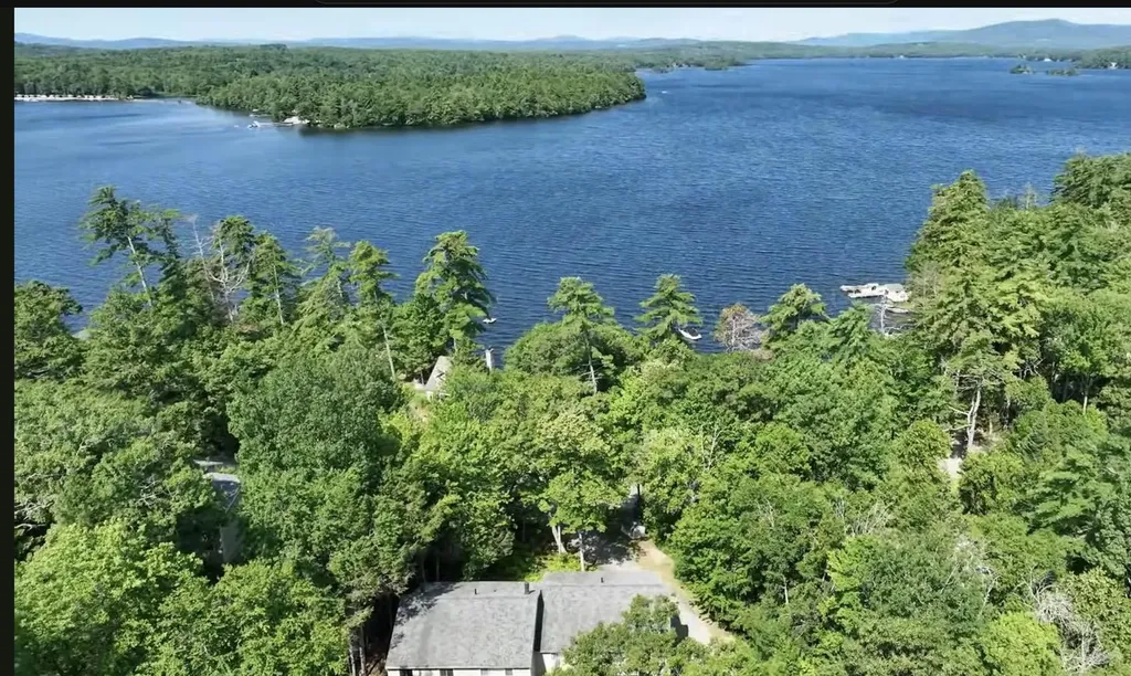 19 Wawbeek Road Tuftonboro NH 03850