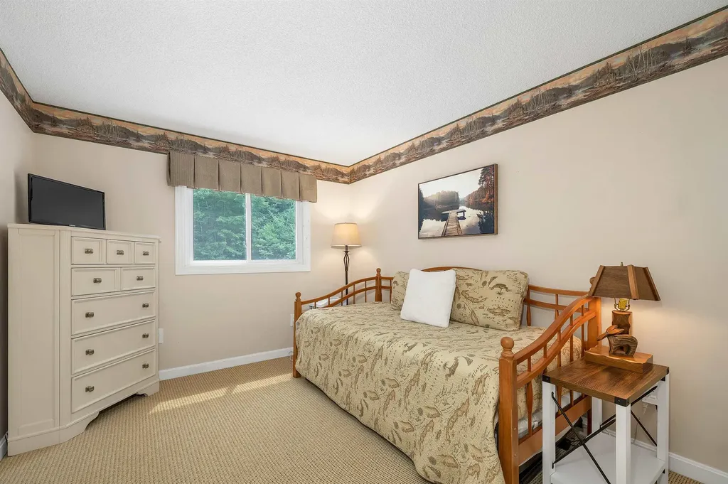 19 Wawbeek Road Tuftonboro NH 03850
