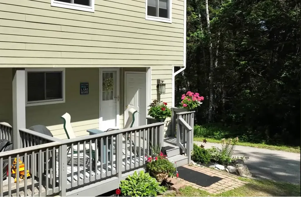 19 Wawbeek Road Tuftonboro NH 03850