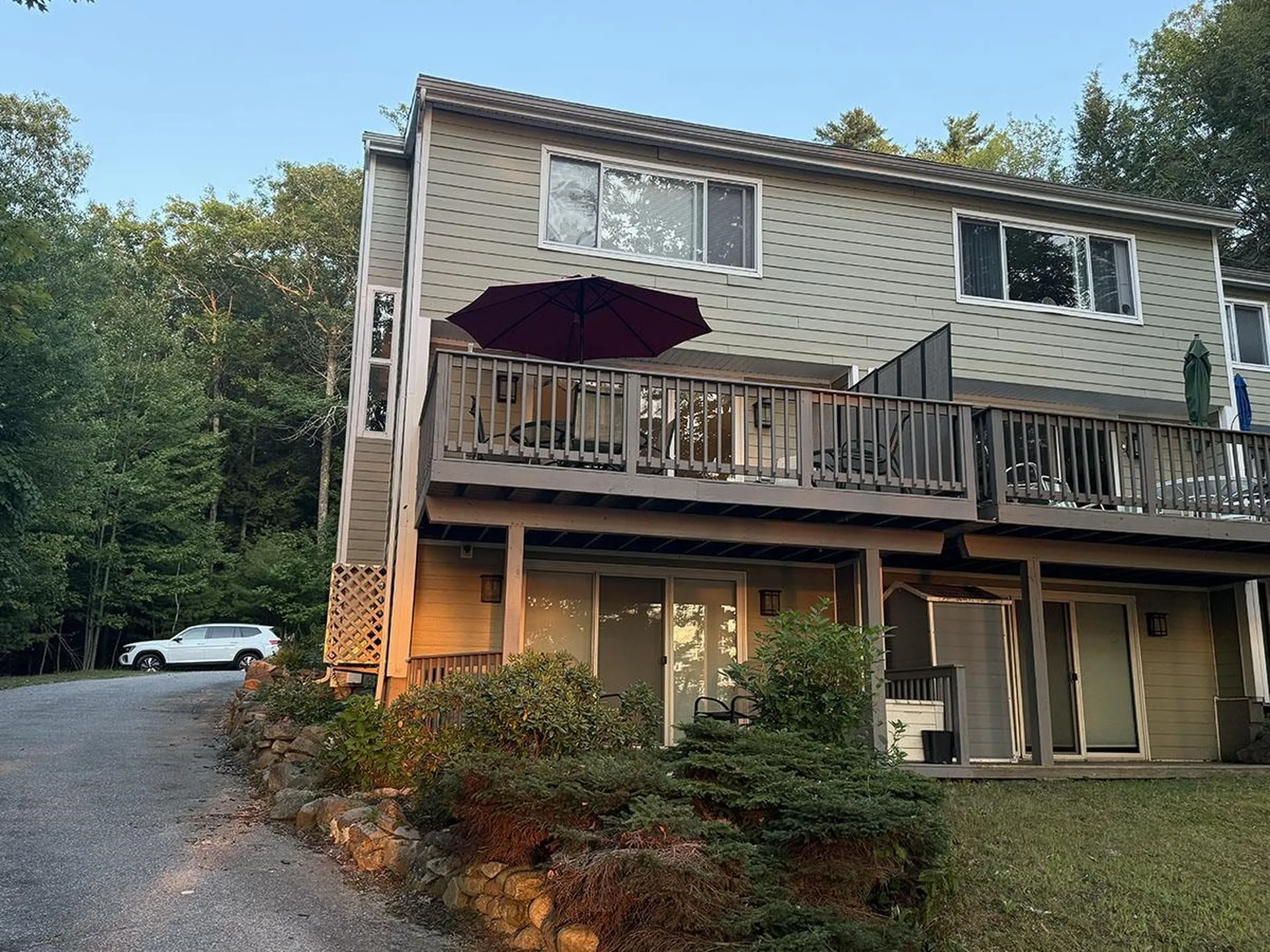 Tuftonboro NH, 19 Wawbeek Road, Unit 1