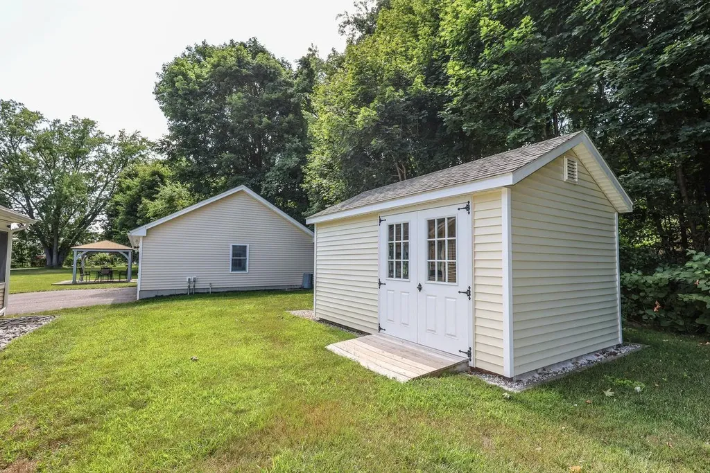 2 Mill Street Merrimack NH 03054