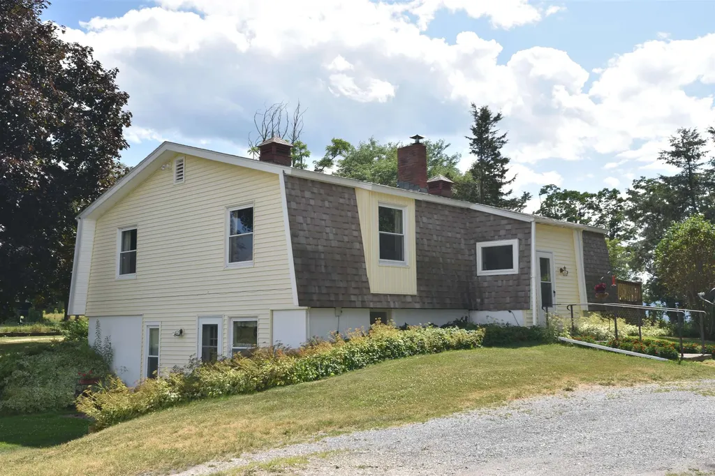 1301 Pearson Road New Haven VT 05472