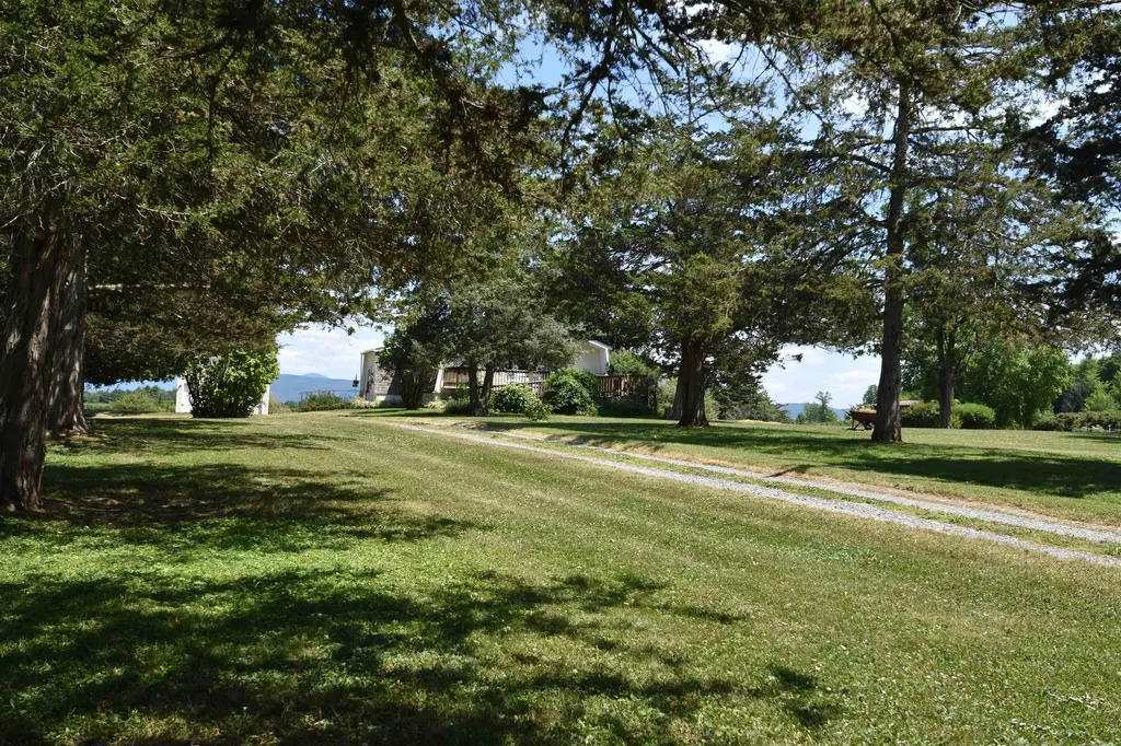 1301 Pearson Road New Haven VT 05472