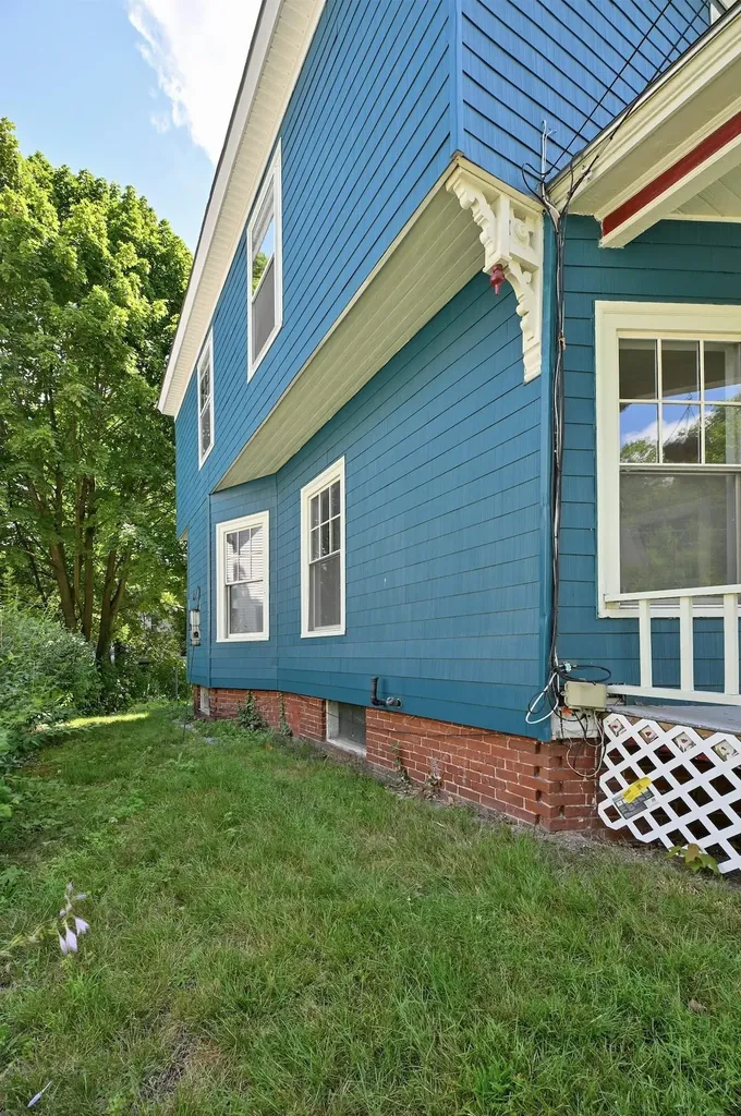 375 Orange Street Manchester NH 03104