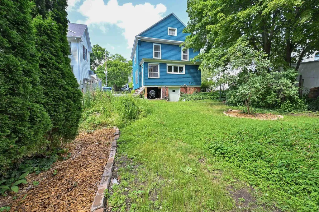 375 Orange Street Manchester NH 03104