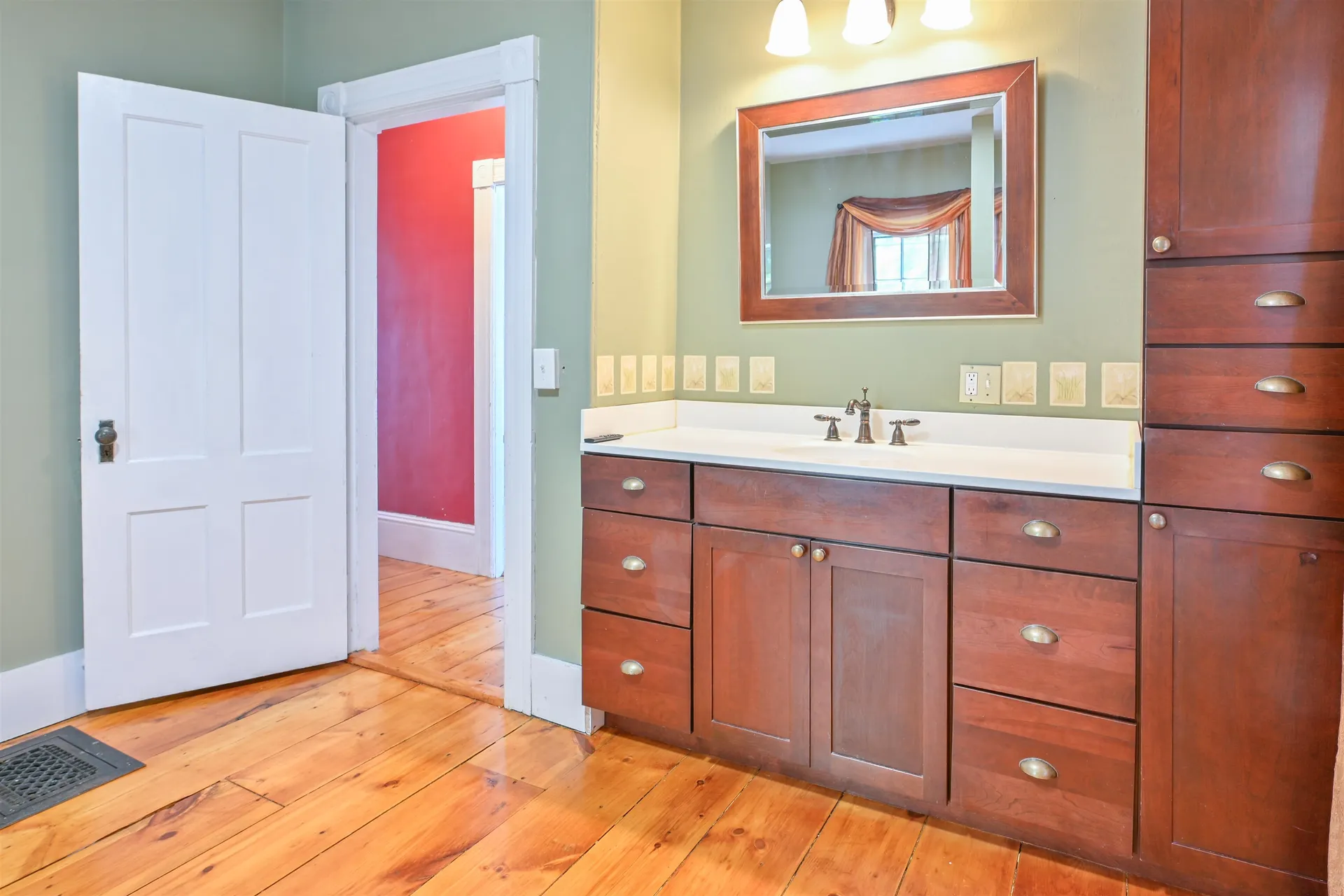 375 Orange Street Manchester NH 03104