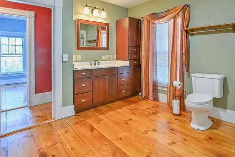 375 Orange Street Manchester NH 03104