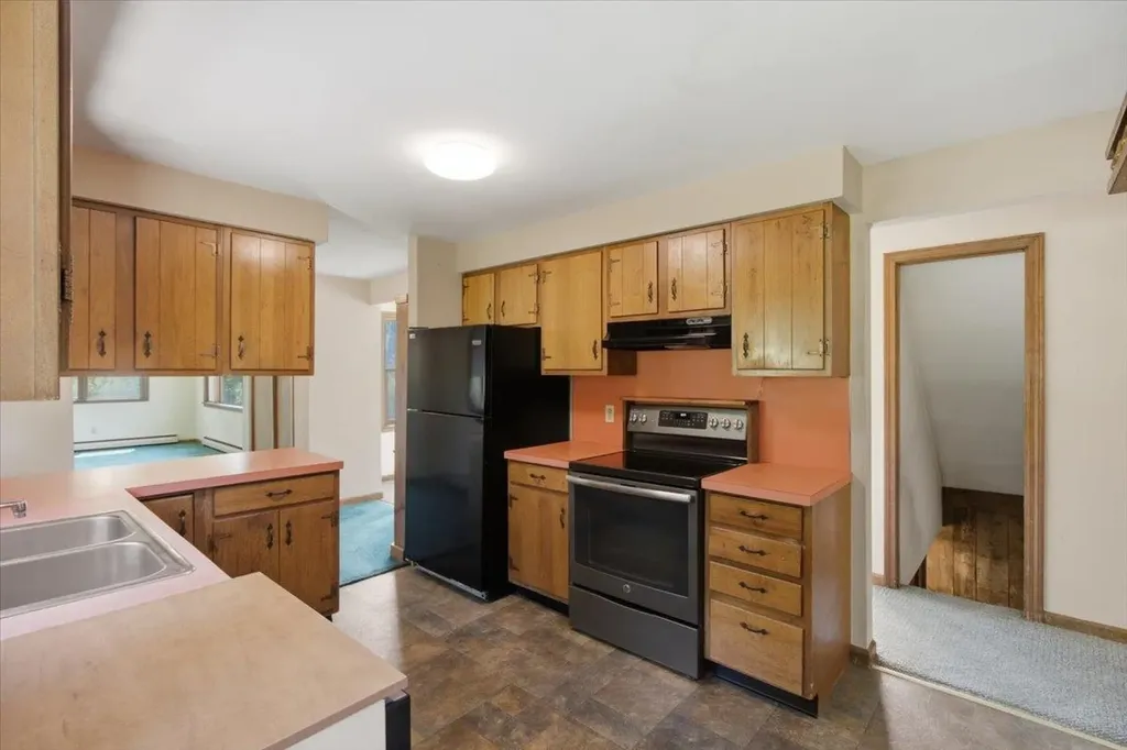 82 Puddingstone Road Pownal VT 05261