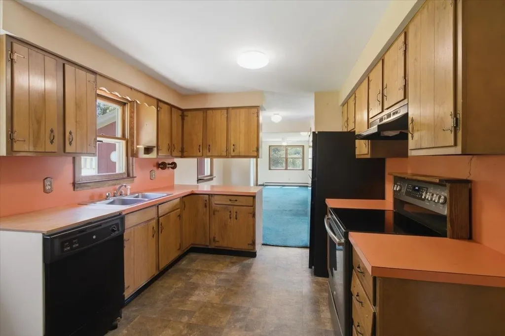 82 Puddingstone Road Pownal VT 05261