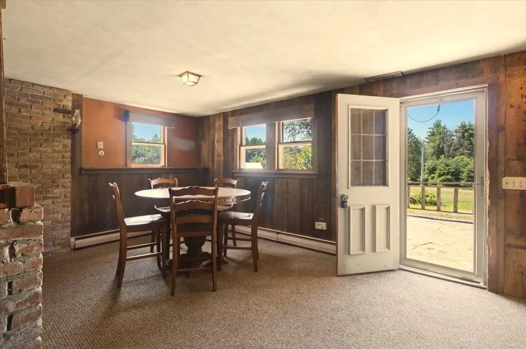 82 Puddingstone Road Pownal VT 05261