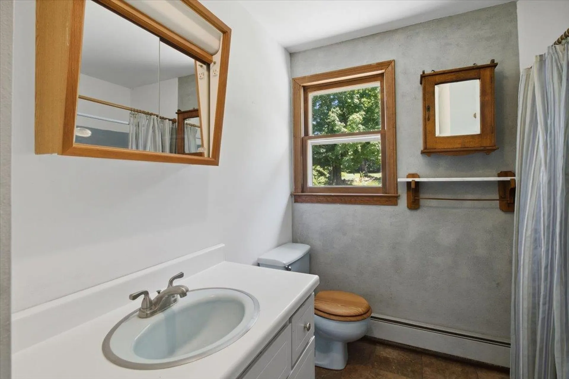 82 Puddingstone Road Pownal VT 05261