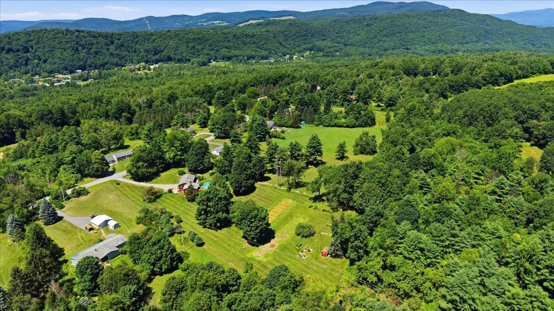 82 Puddingstone Road Pownal VT 05261