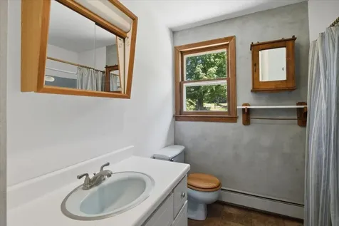 82 Puddingstone Road Pownal VT 05261