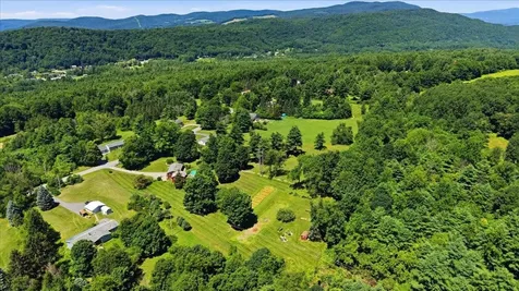 82 Puddingstone Road Pownal VT 05261