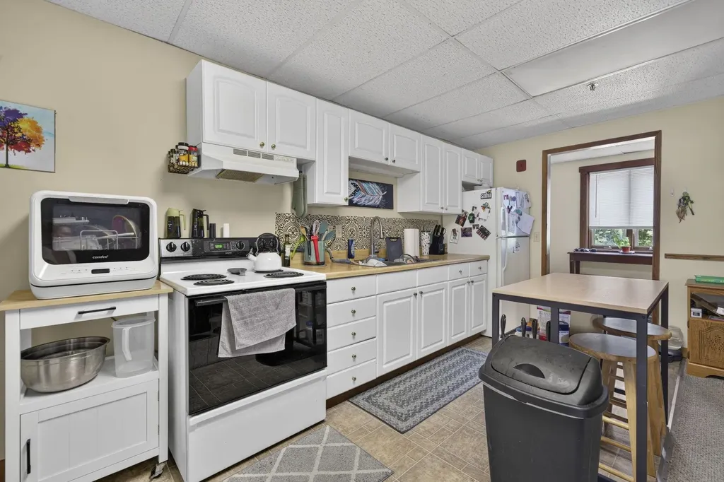 12-14 Pleasant Street Goffstown NH 03045