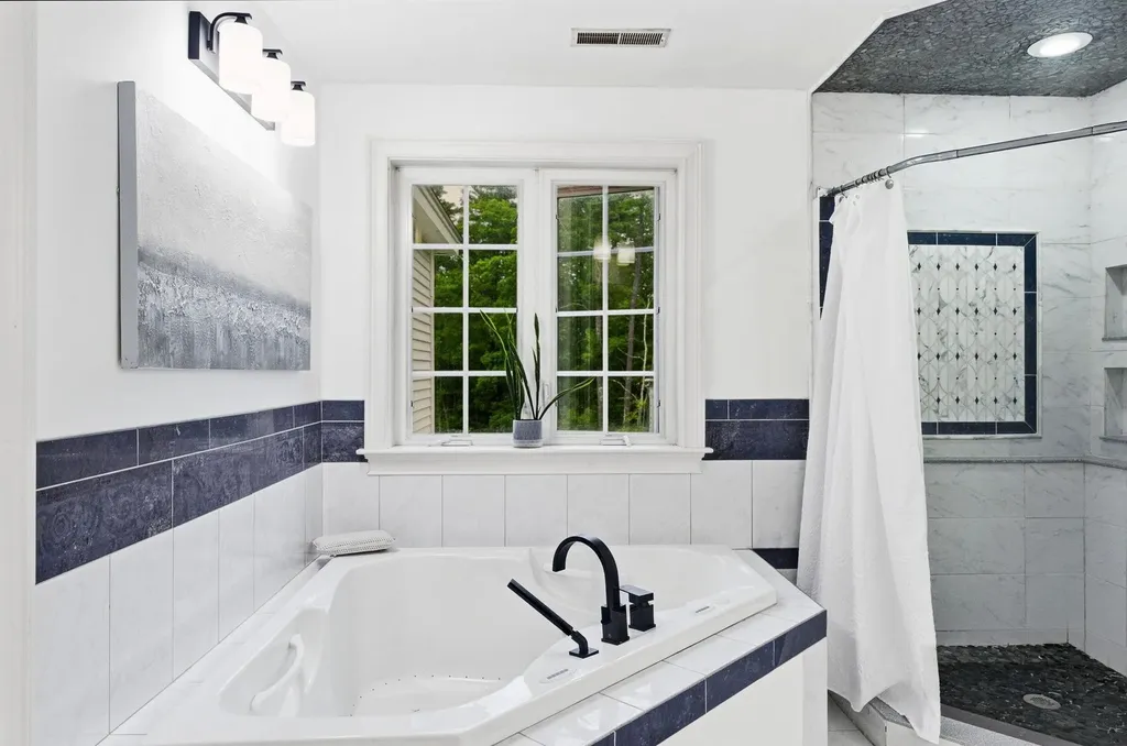 9 Storybrook Lane Amherst NH 03031