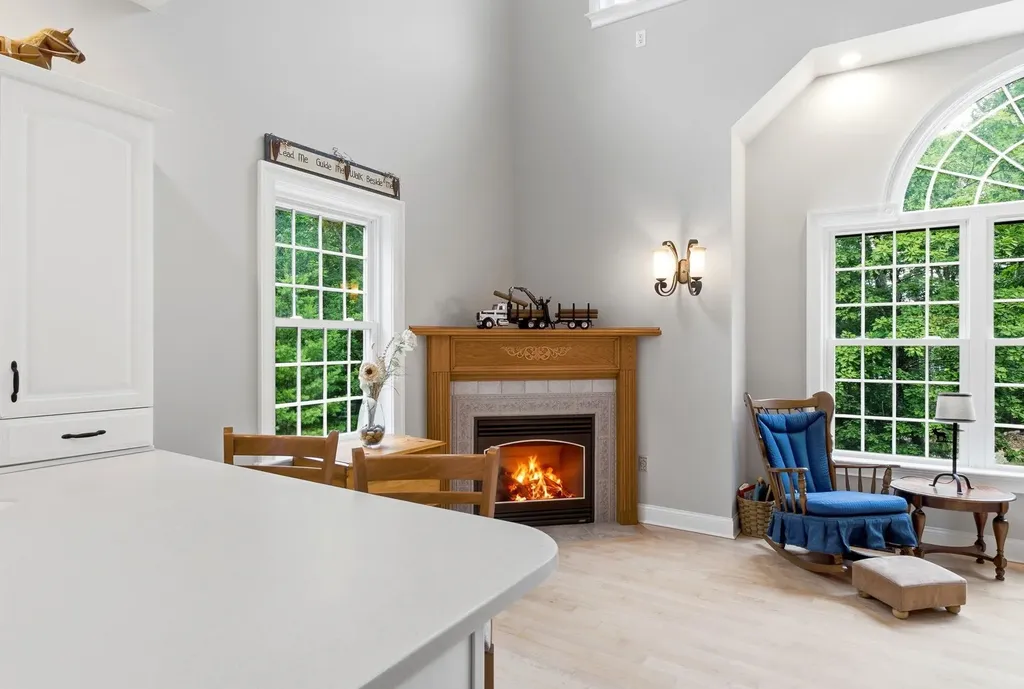 9 Storybrook Lane Amherst NH 03031