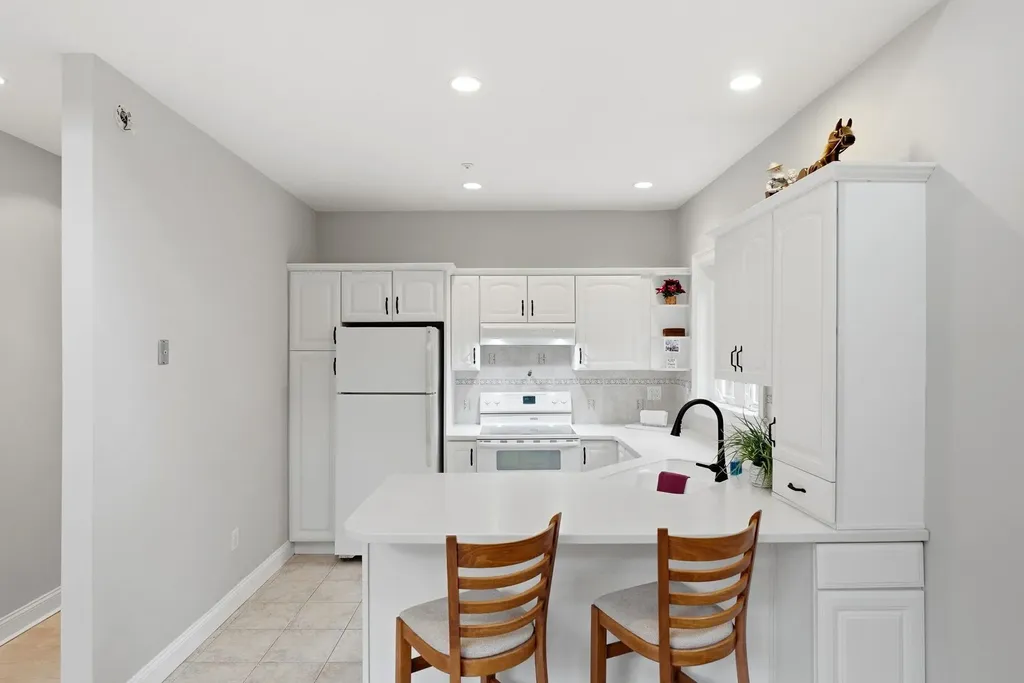 9 Storybrook Lane Amherst NH 03031