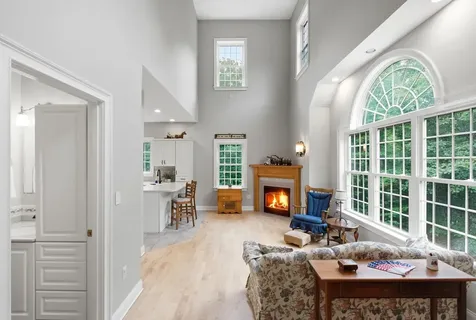 9 Storybrook Lane Amherst NH 03031