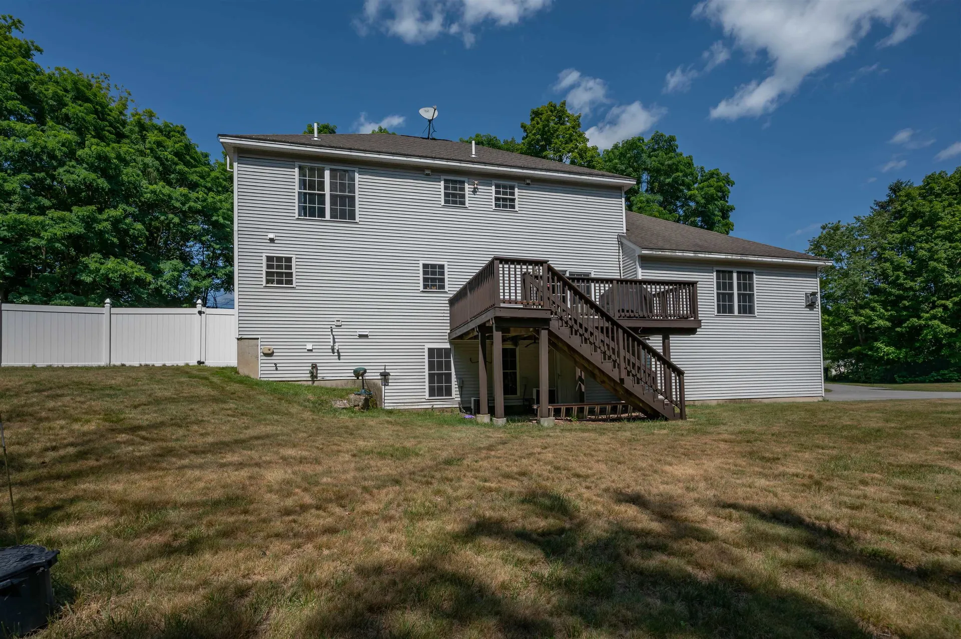 141 Paige Hill Road Goffstown NH 03045