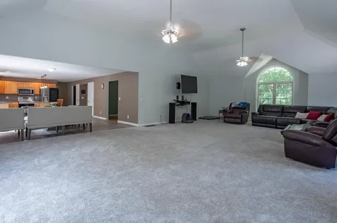 141 Paige Hill Road Goffstown NH 03045