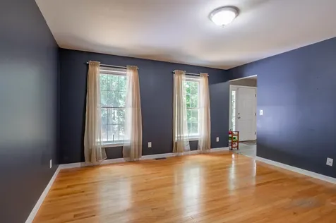 141 Paige Hill Road Goffstown NH 03045