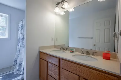 141 Paige Hill Road Goffstown NH 03045