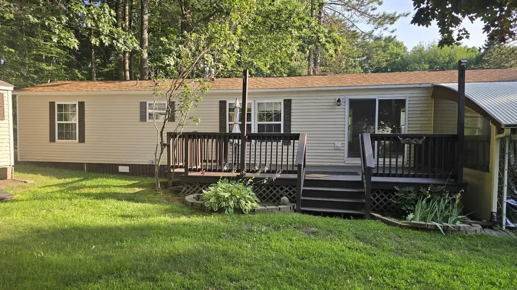 44 Gooseberry Circle Rochester NH 03867