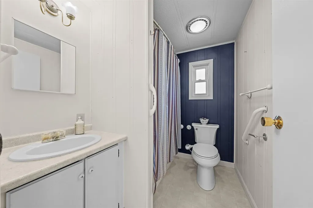 66 Fairfield Drive Concord NH 03301
