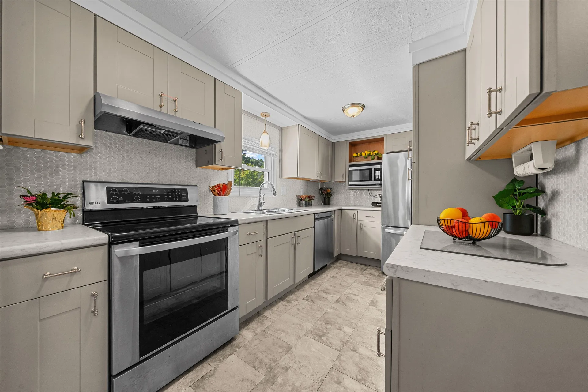 66 Fairfield Drive Concord NH 03301