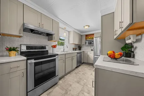 66 Fairfield Drive Concord NH 03301