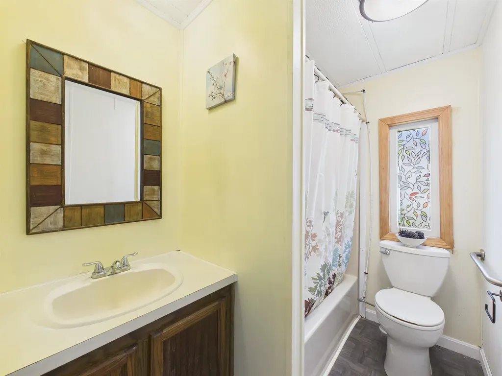 25 Finch Street Keene NH 03431